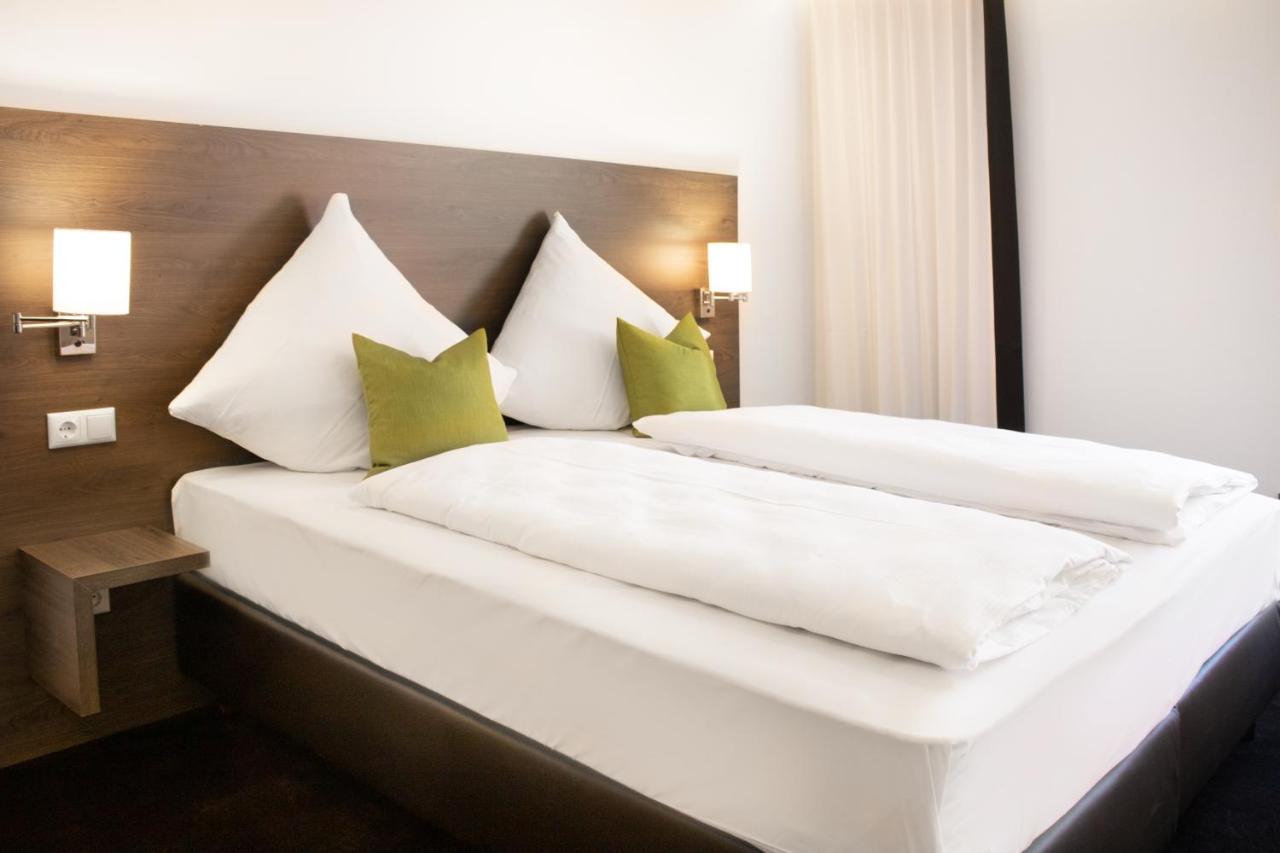 Ku Hotel By Wmm Hotels Kulmbach Extérieur photo